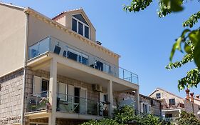 Apartments Laledo